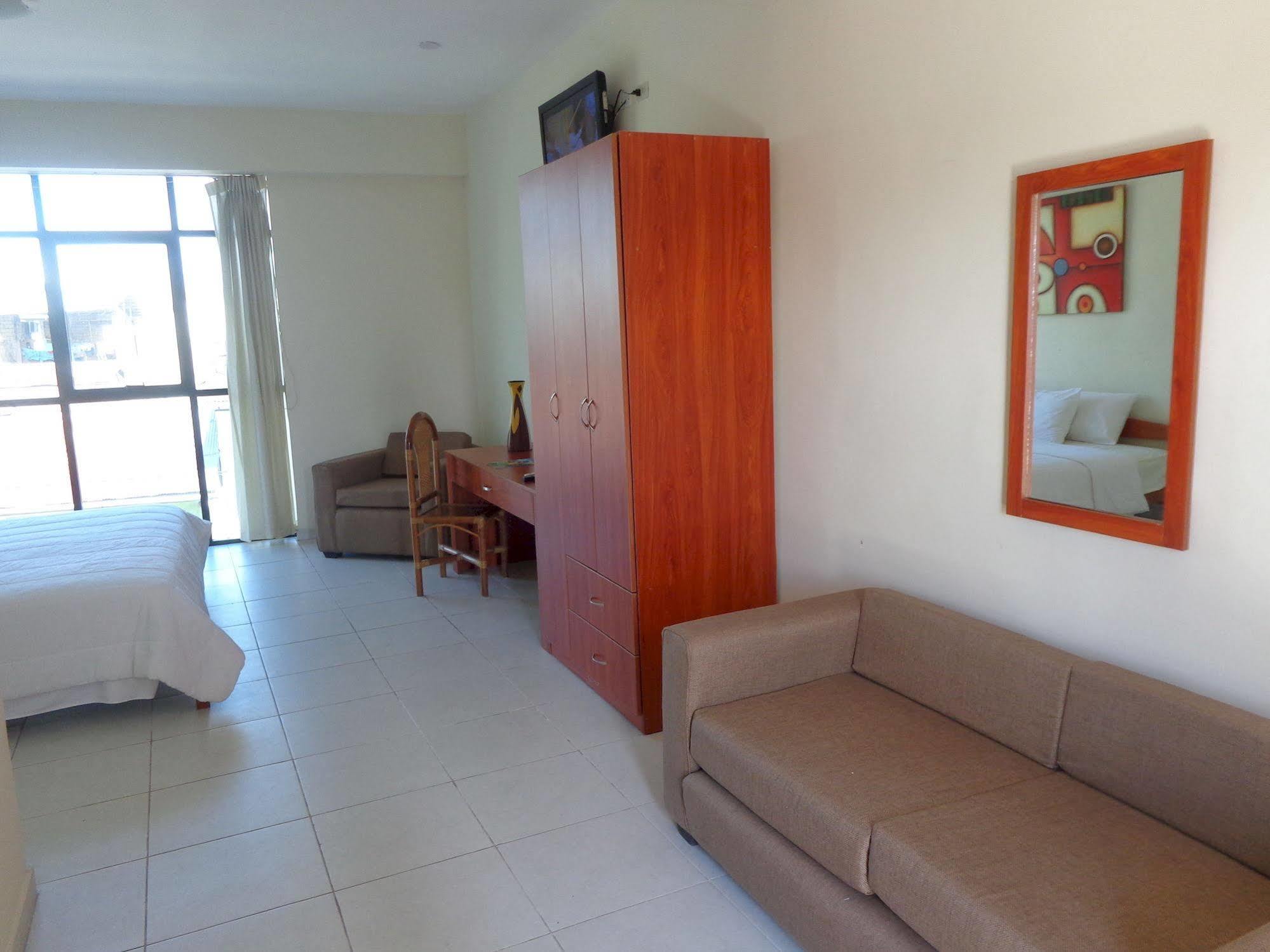 El Dorado Express Hotel Iquitos Bagian luar foto