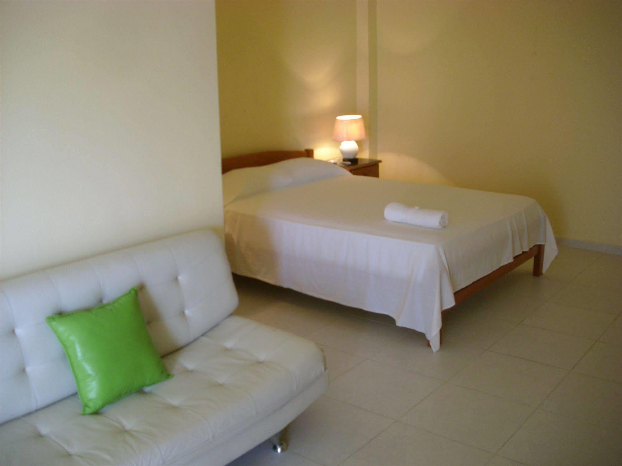 El Dorado Express Hotel Iquitos Bagian luar foto