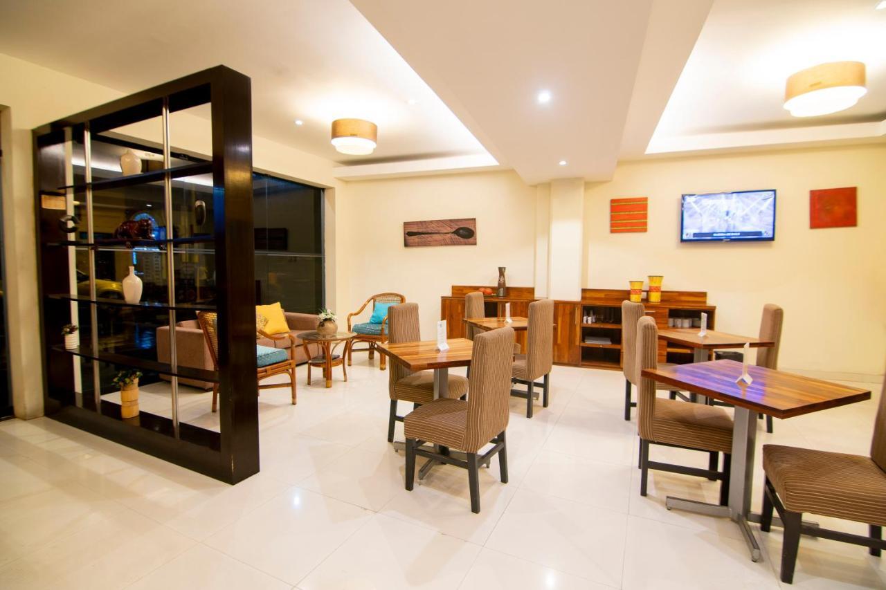 El Dorado Express Hotel Iquitos Bagian luar foto